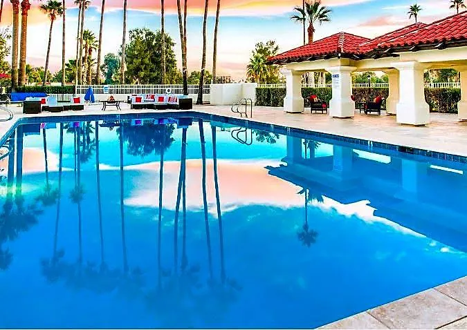 Arizona Golf & Conference Center 4*